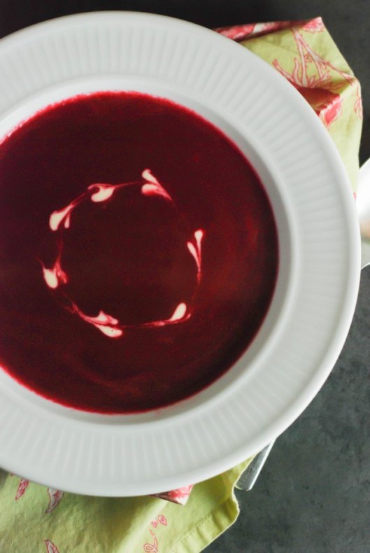Roasted beet soup-7